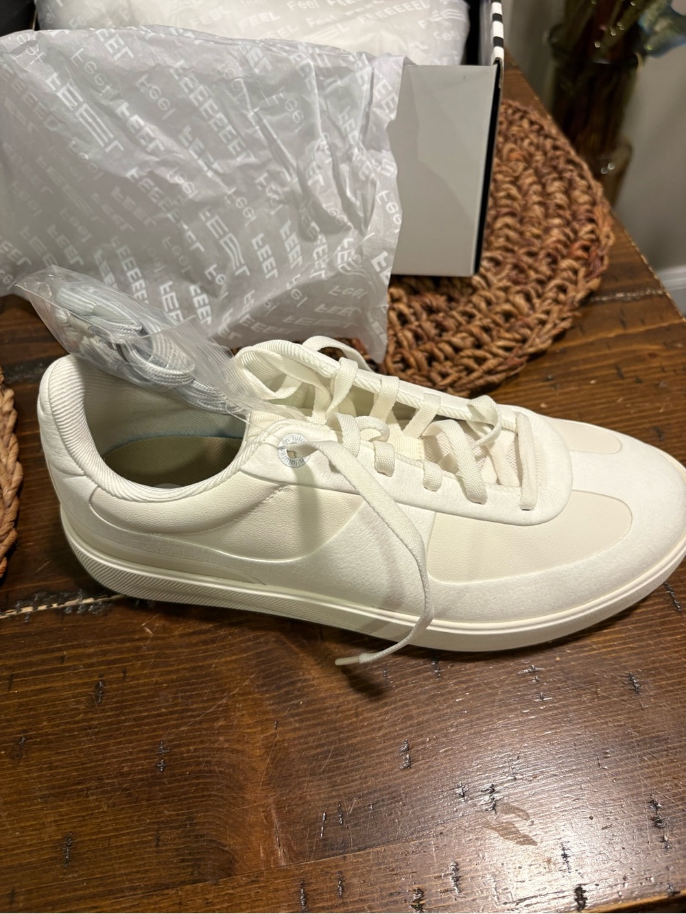 lululemon athletica Men's Ivory Low-Top Sneakers